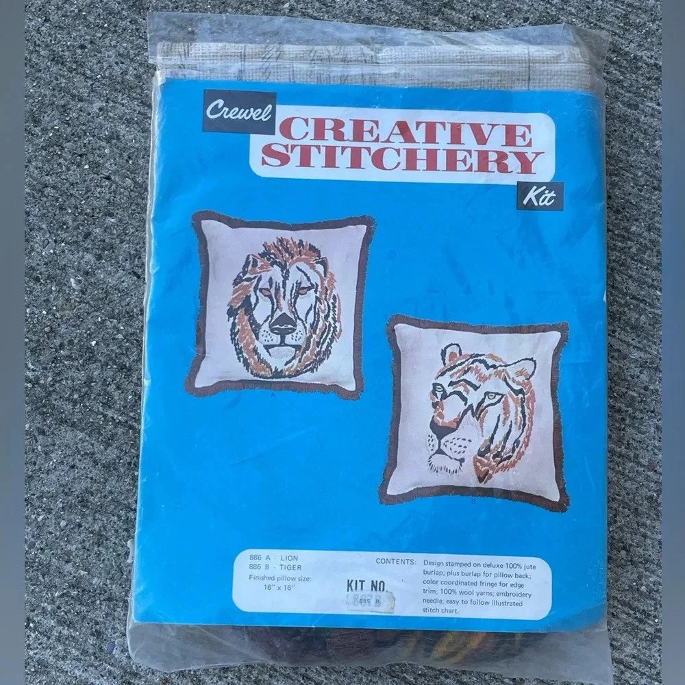 Vtg Creative Stitchery Tiger Crewel Embroidery Burlap Pillow Kit #886B NOS 70s